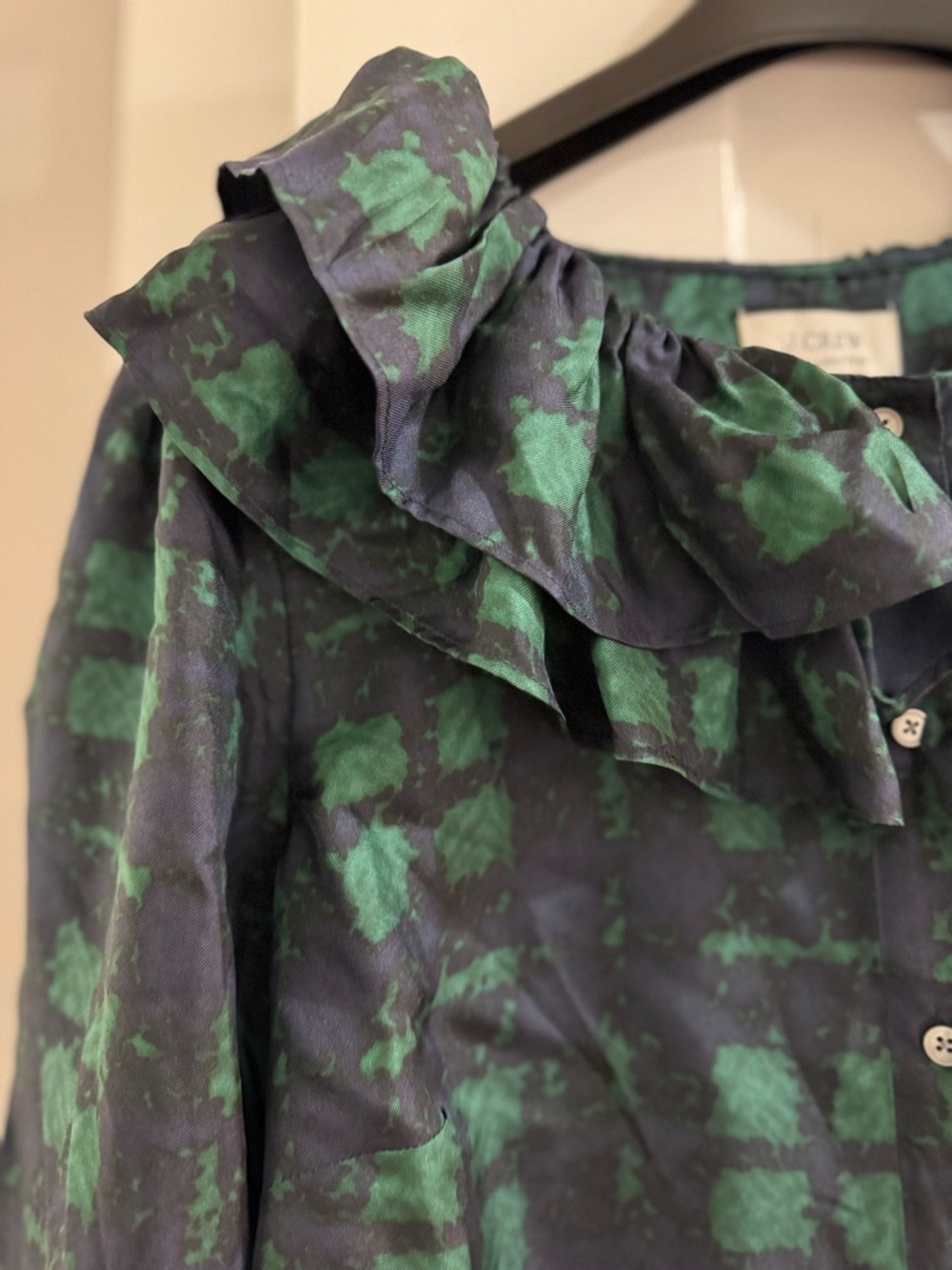 J CREW NWT Collection Silk Ruffle Navy Green Plaid Top Blouse Size L - Picture 4 of 7